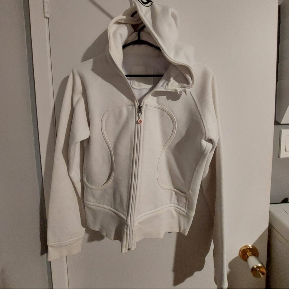 LULULEMON SCUBA ZIP UP// White Zip-Up Hoodie